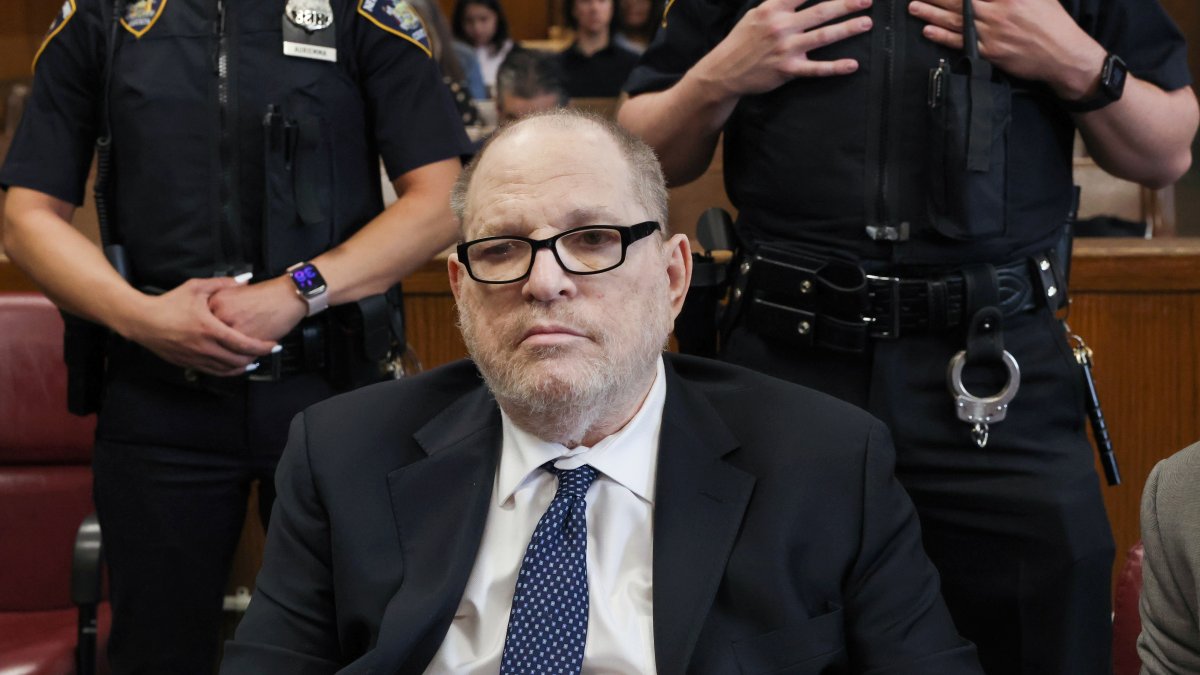 Harvey Weinstein acusado de estupro – NBC Nova York Harvey Weinstein acusado de estupro – NBC Nova York