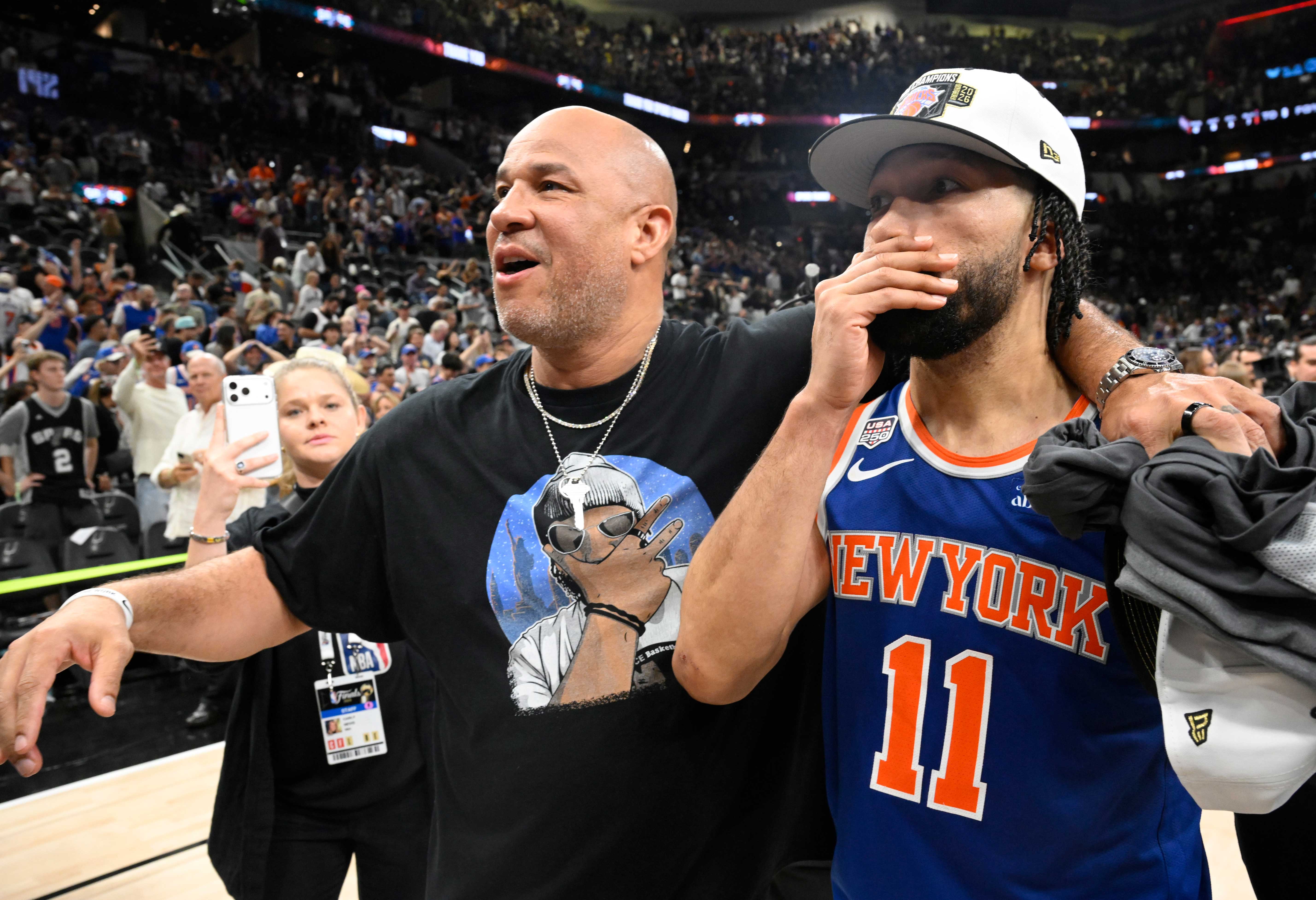 Finals MVP Jalen Brunson turning Knicks parade into family affair