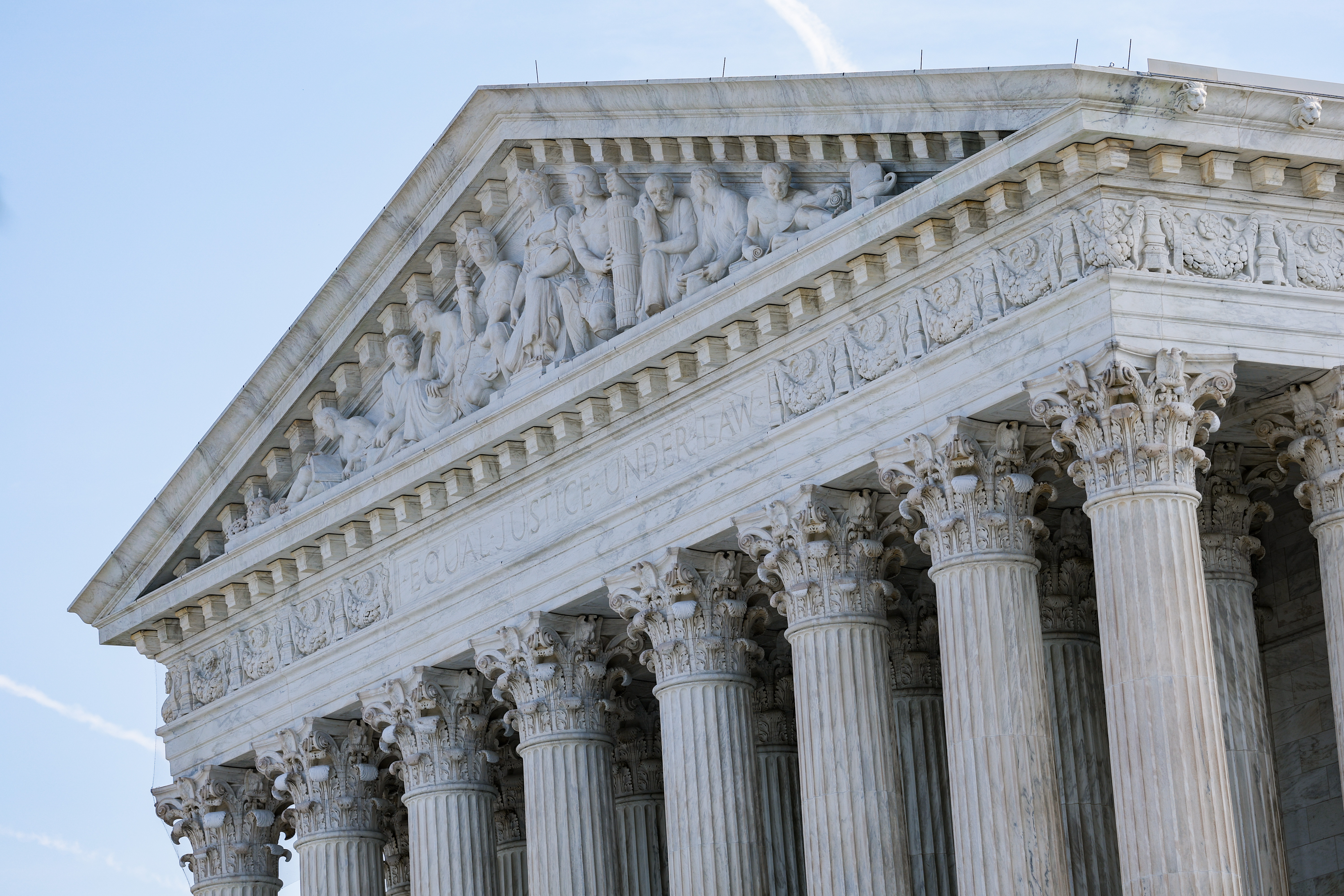 Supreme Court allows Trump to end temporary  legal protections for Haitians and Syrians