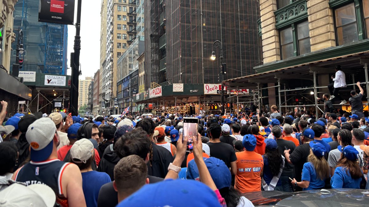 Assista ao desfile dos Knicks descendo o Canyon of Heroes – NBC New York