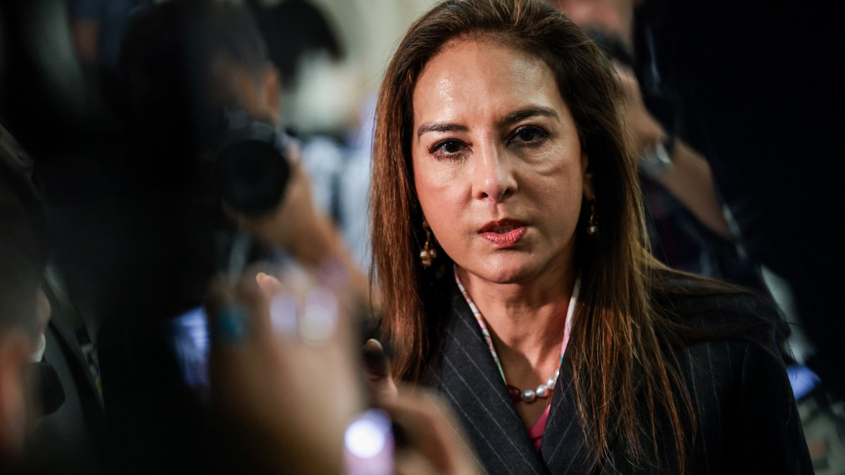 DOJ ameaça altos funcionários eleitorais estaduais se não-cidadãos votarem – NBC New York
