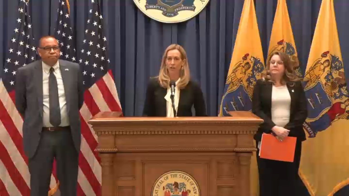 Software error led to voter registration of 6600 non-U.S. citizens in NJ, governor says