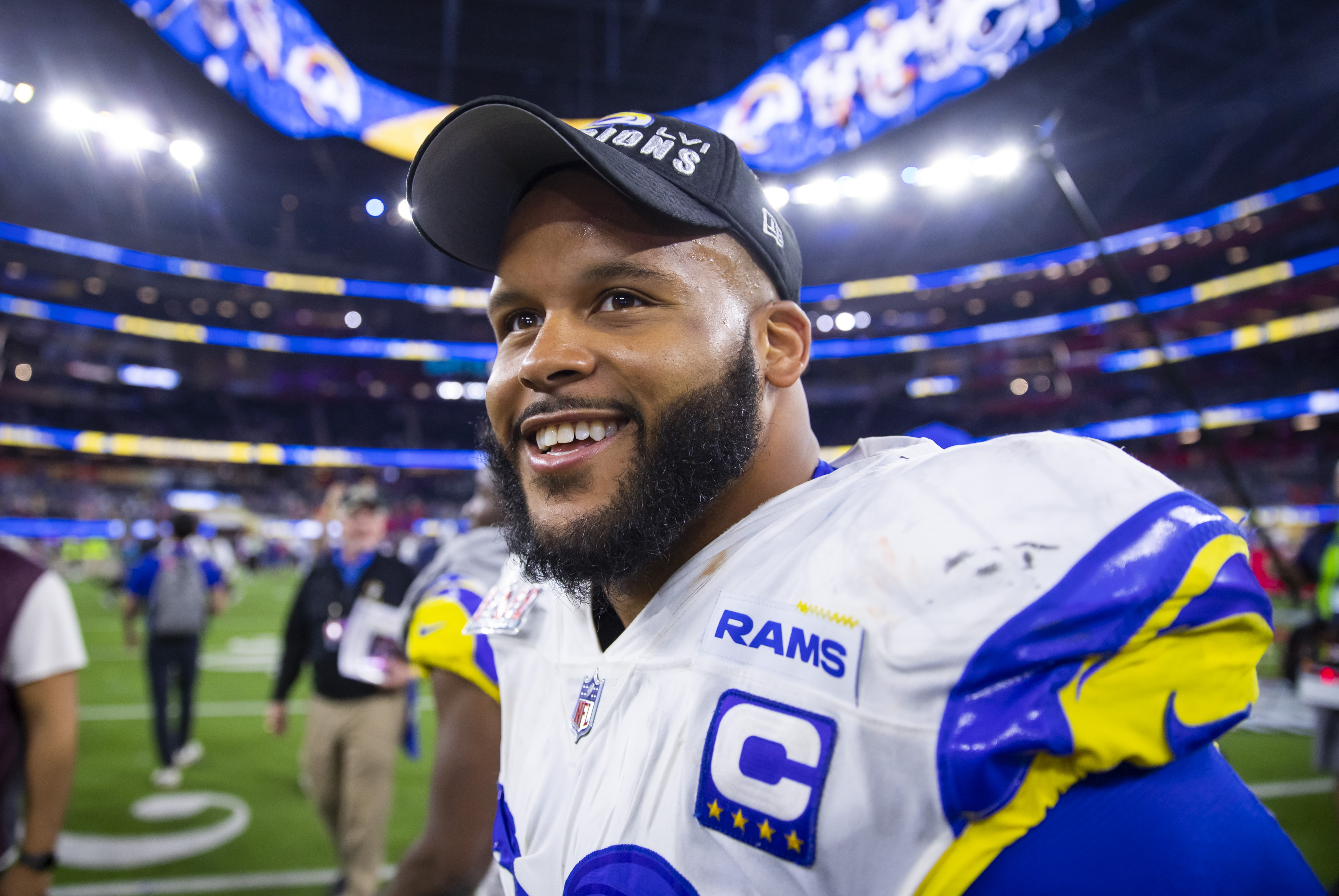 Aaron Donald coming out of retirement to rejoin star-studded Rams