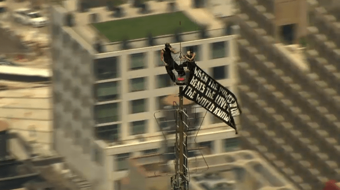 Two trespassers climb to top of Empire State Building