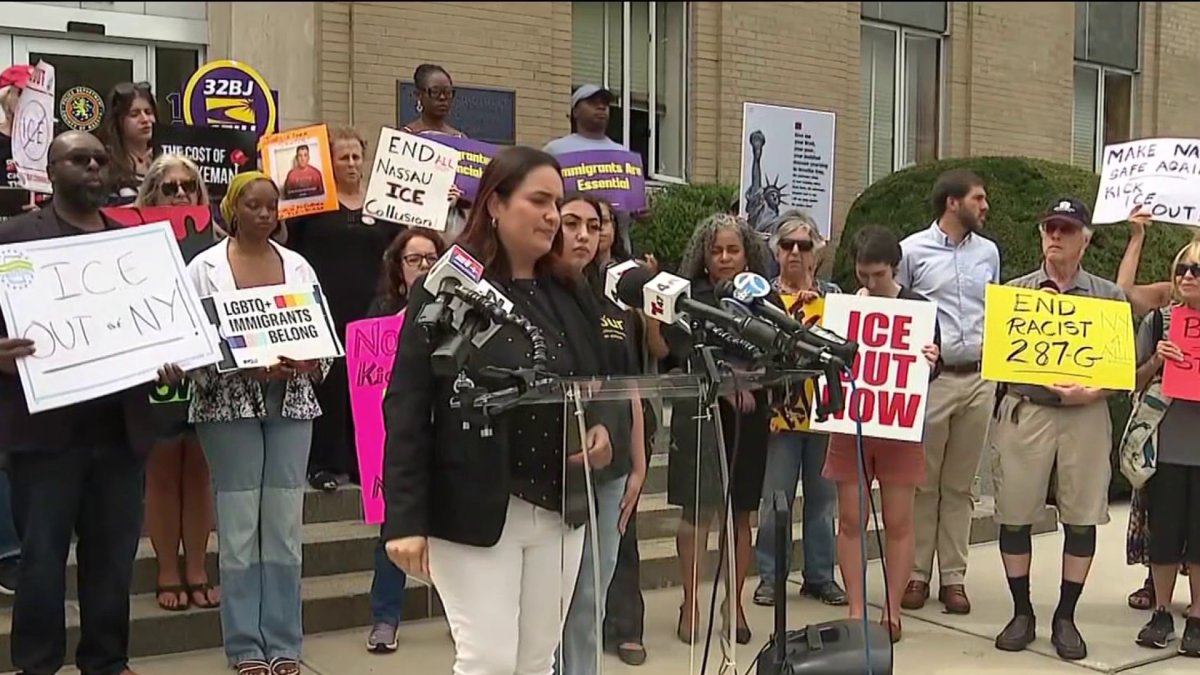 NY law banning police from cooperating with ICE takes effect