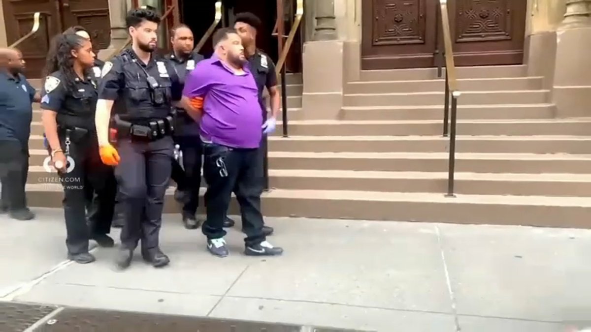Suspect faces hate crime charges for violent outburst at Manhattan synagogue