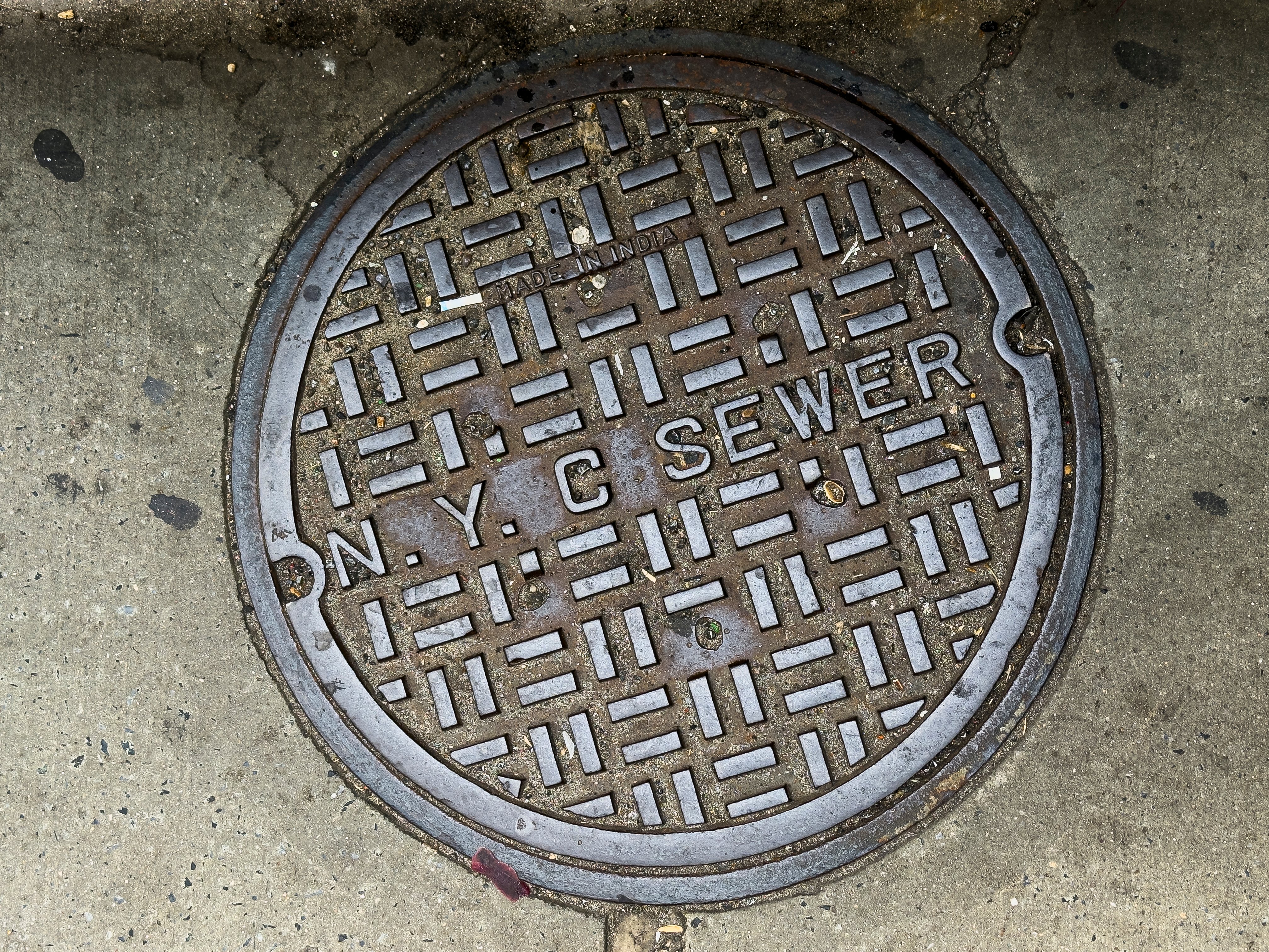 New video shows headlamp-wearing trio climbing out of manhole near Penn Station