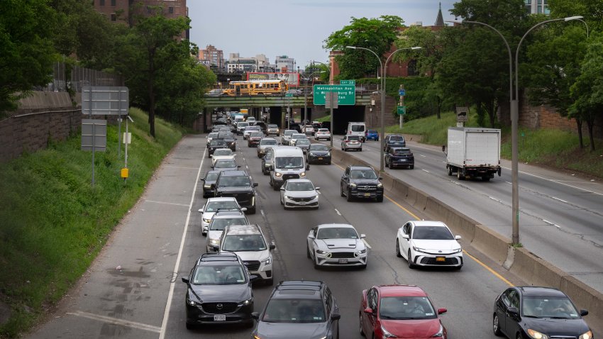 Travelers Ahead Of Memorial Day Weekend