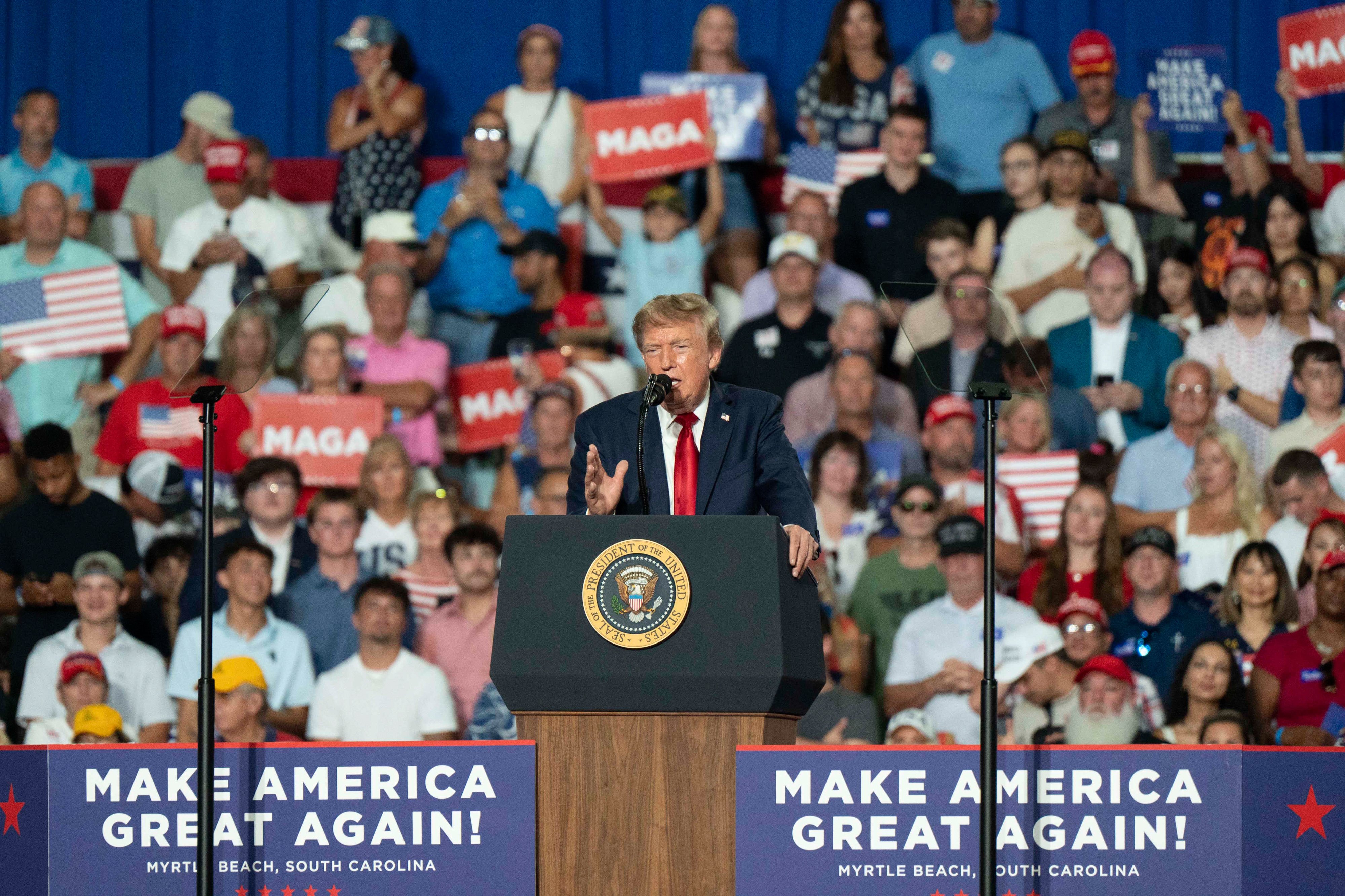 Trump tries new midterm message : Pretend Im on the ballot – NBC New York