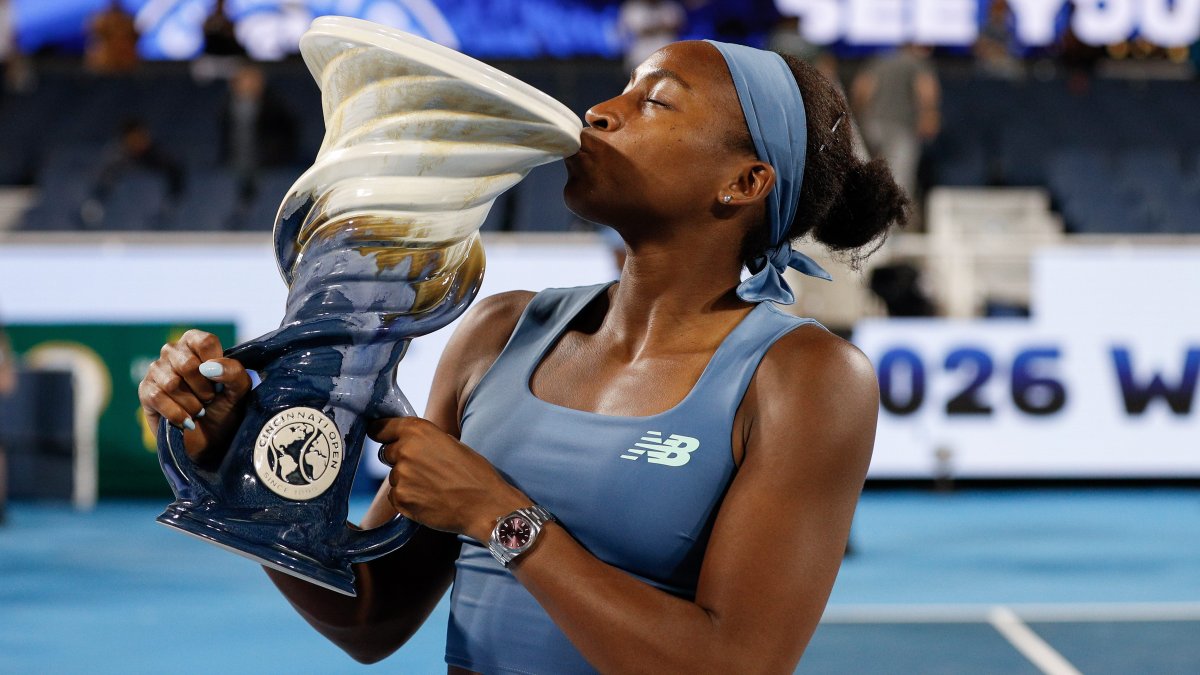 Coco Gauff beats Jessica Pegula for 2nd Cincinnati Open title