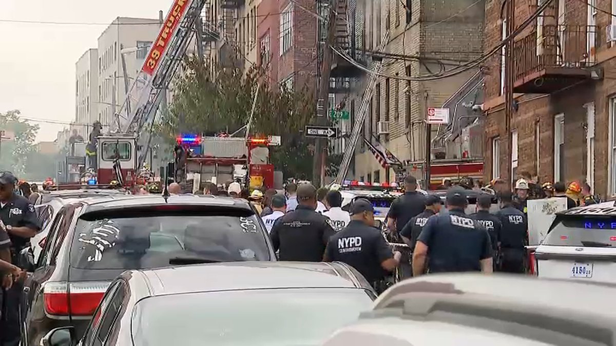 FDNY battles 5-alarm apartment fire in the Bronx