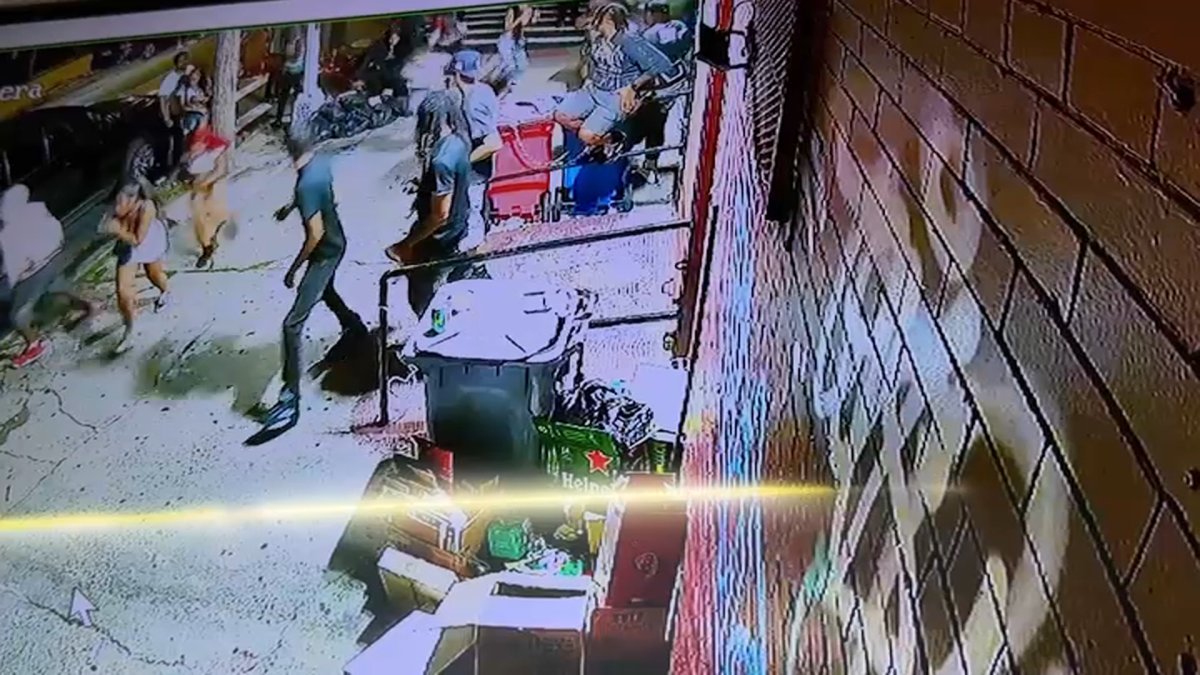 Person of interest ID'd in deadly Brooklyn sidewalk shooting caught on video