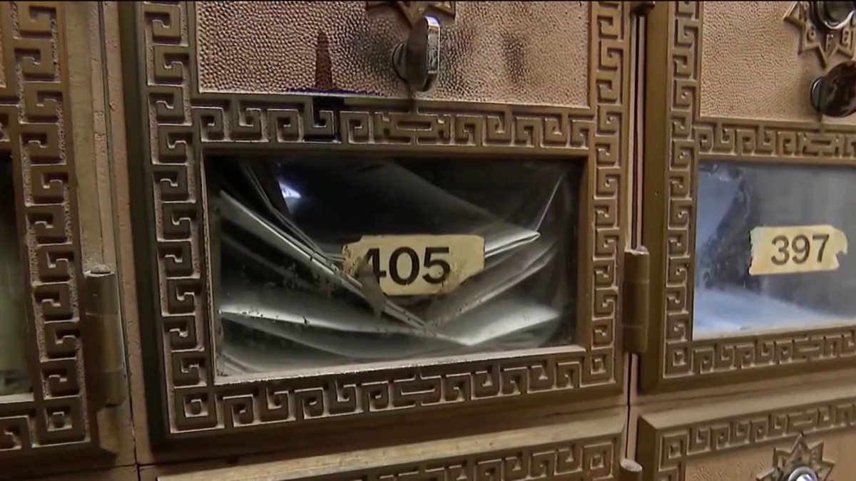 Long Island community frustrated over lack of home mail delivery