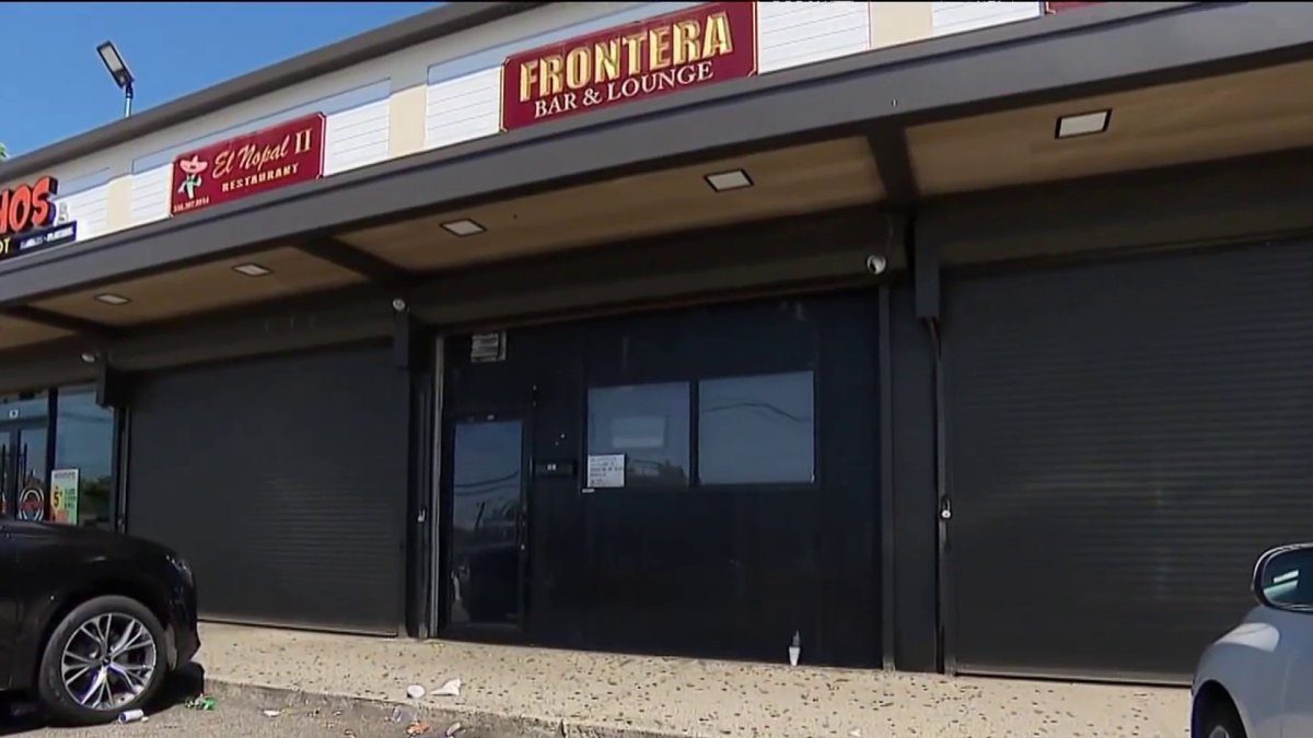 Detectives investigate mystery homicide at Long Island strip mall