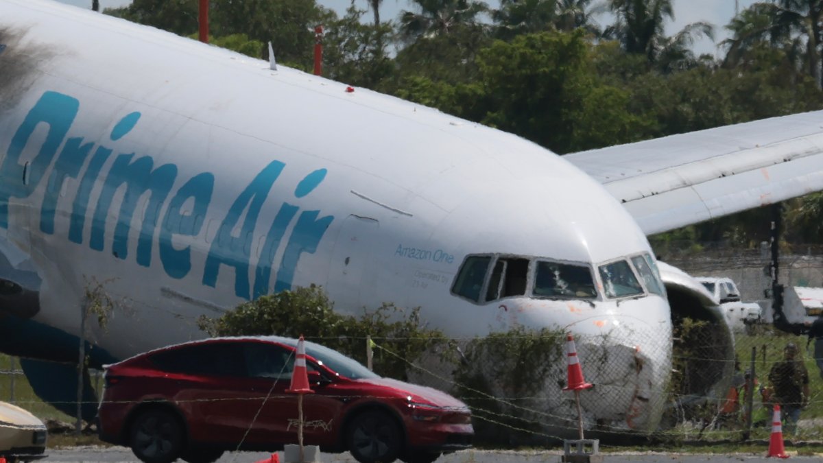 Preliminary NTSB report details how Amazon cargo plane overran MIA runway, killing 5