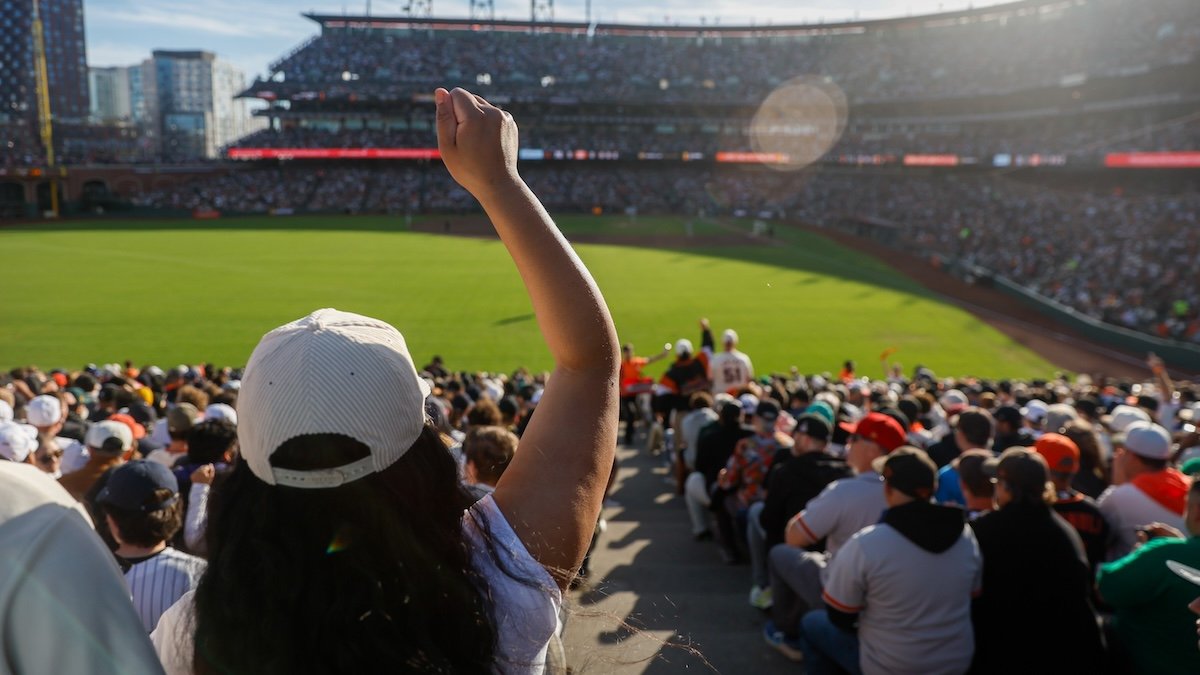 San Francisco Giants' ‘mom of the year' defends husband after clip sparks online backlash