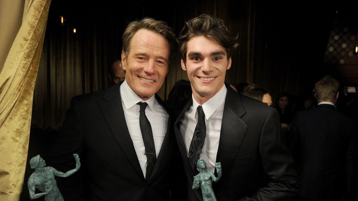 Cranstoon Streamer Bryan Cranston remembers ‘sweet’ ‘Breaking Bad’ son RJ Mitte – NBC New York