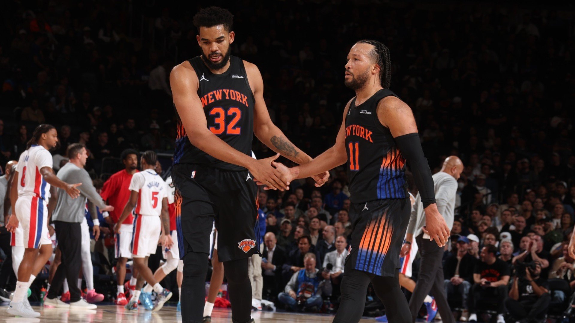 Karl-Anthony Towns leads Knicks past Pistons for their first win
