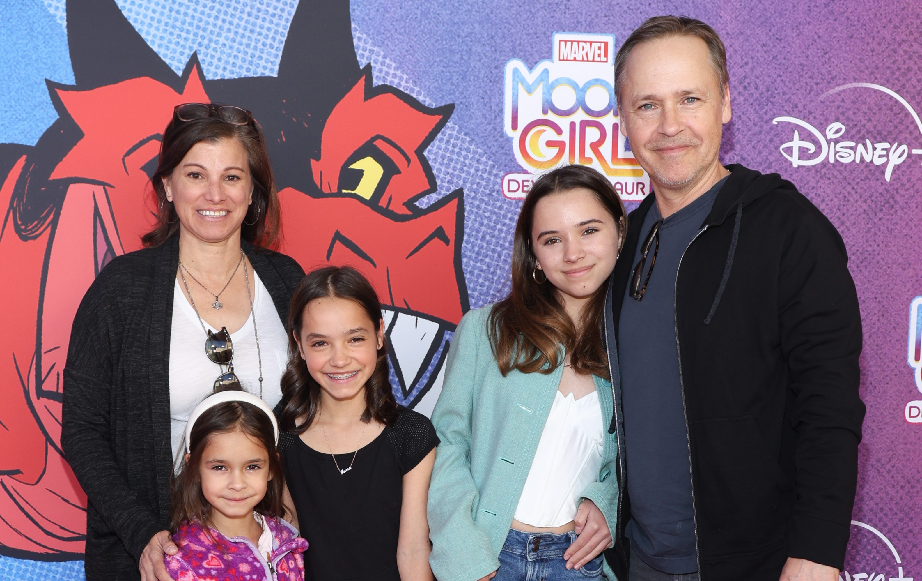 Fiona Lowe, daughter of Chad Lowe and Kim Painter, dies at 13