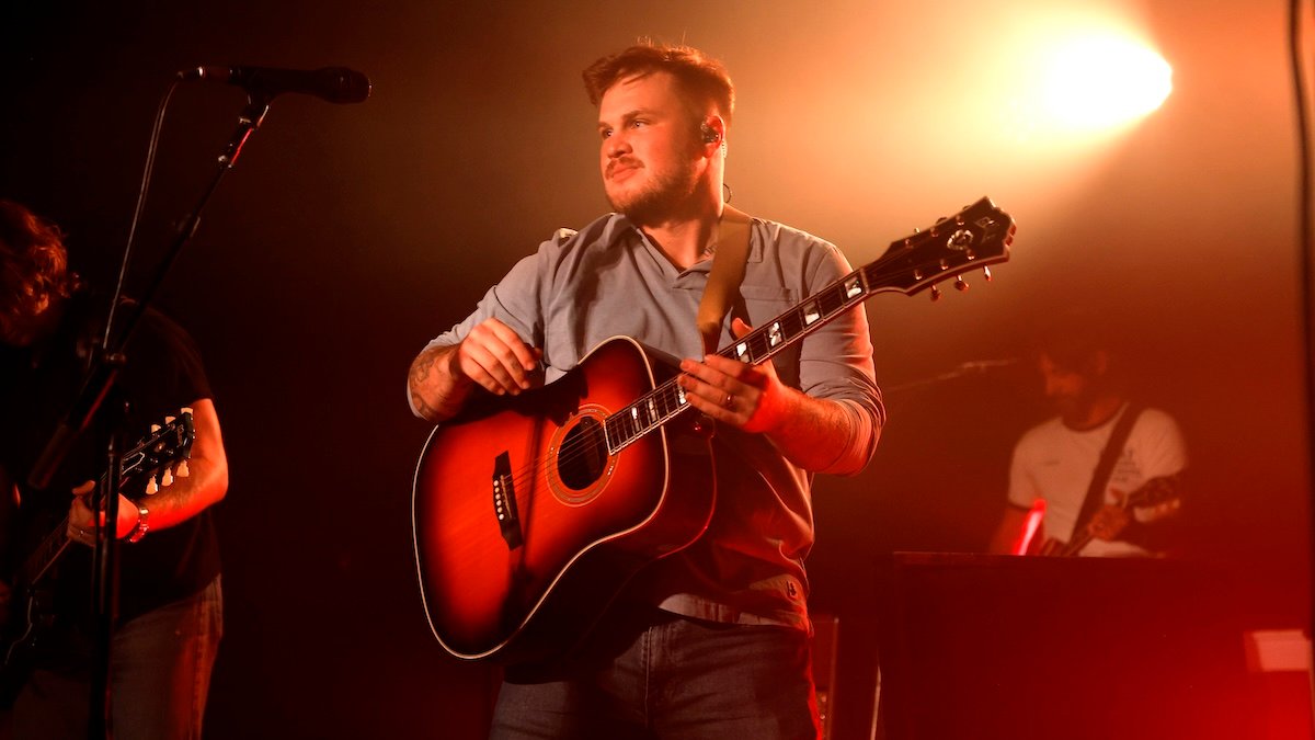 Zach Bryan wears ‘Free Palestine' shirt at Gillette Stadium concert, weeks after Ed Sh...