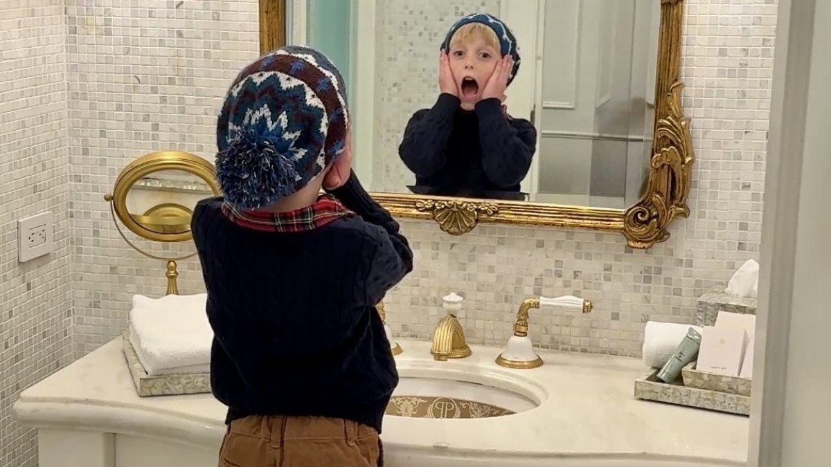 Kevin McCallister lookalike contest winner gets ‘Home Alone' experience at Plaza Hotel