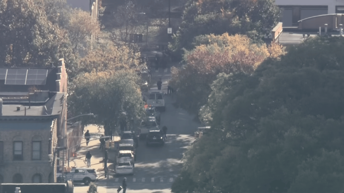 Image accompanying 15-year-old dies after being shot while possibly walking to school in the Bronx, from NBC New York