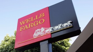 Teller, Fiancé Charged With Staging Bank Robbery in Delaware