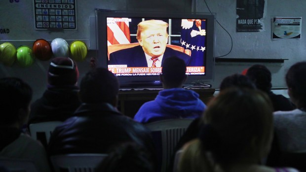 [NATL] Migrants React to Trump's Prime-Time Push for Border Wall