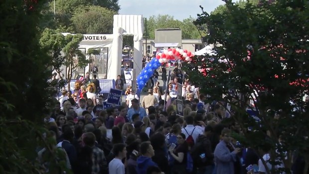 350 Hofstra University Students Win Tickets to Attend Presidential Debate