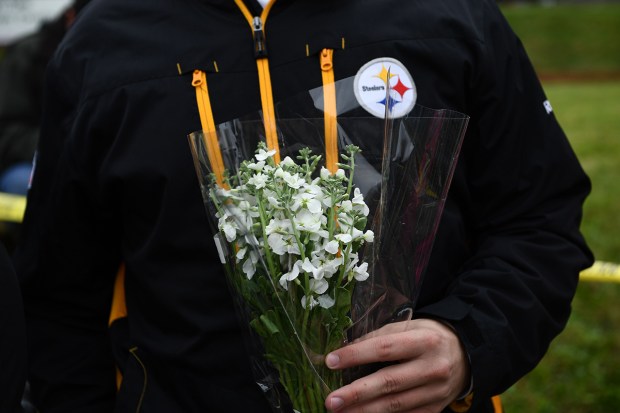 PHOTOS: Pittsburgh Reels After Synagogue Shooting