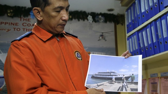 'Casualties' as ferry carrying 251 capsizes off Philippines