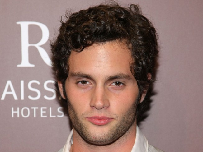 Penn Badgley Likes Low Cut Dresses And Thigh High Boots Nbc New York.