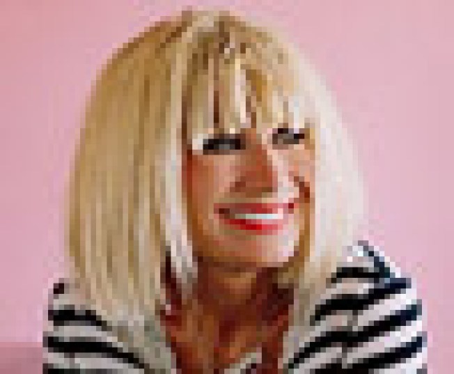 Personalities: The Fashion Informer has a sit...