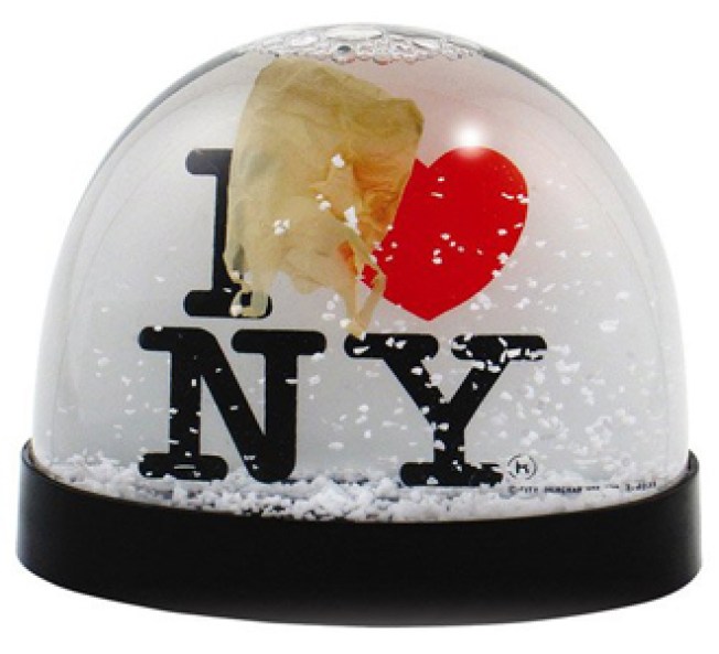 Favorite Things: I Heart New York Snowglobe
