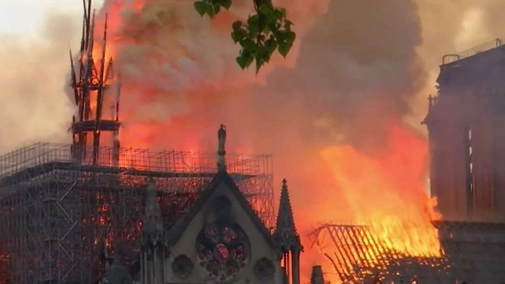 Leaders Vow to Rebuild Notre Dame After Fire