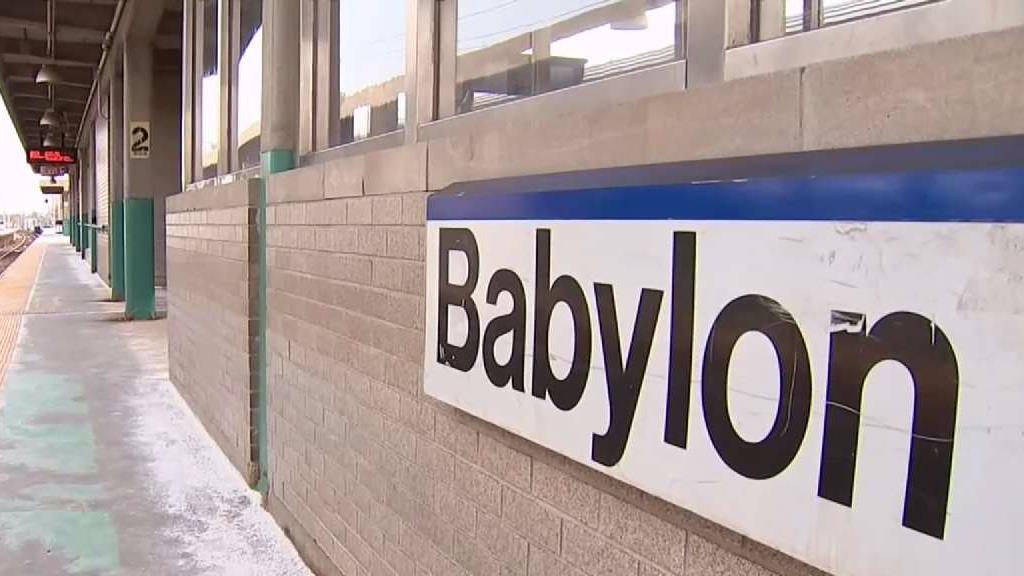 MTA Steps Up Security at Babylon LIRR Station