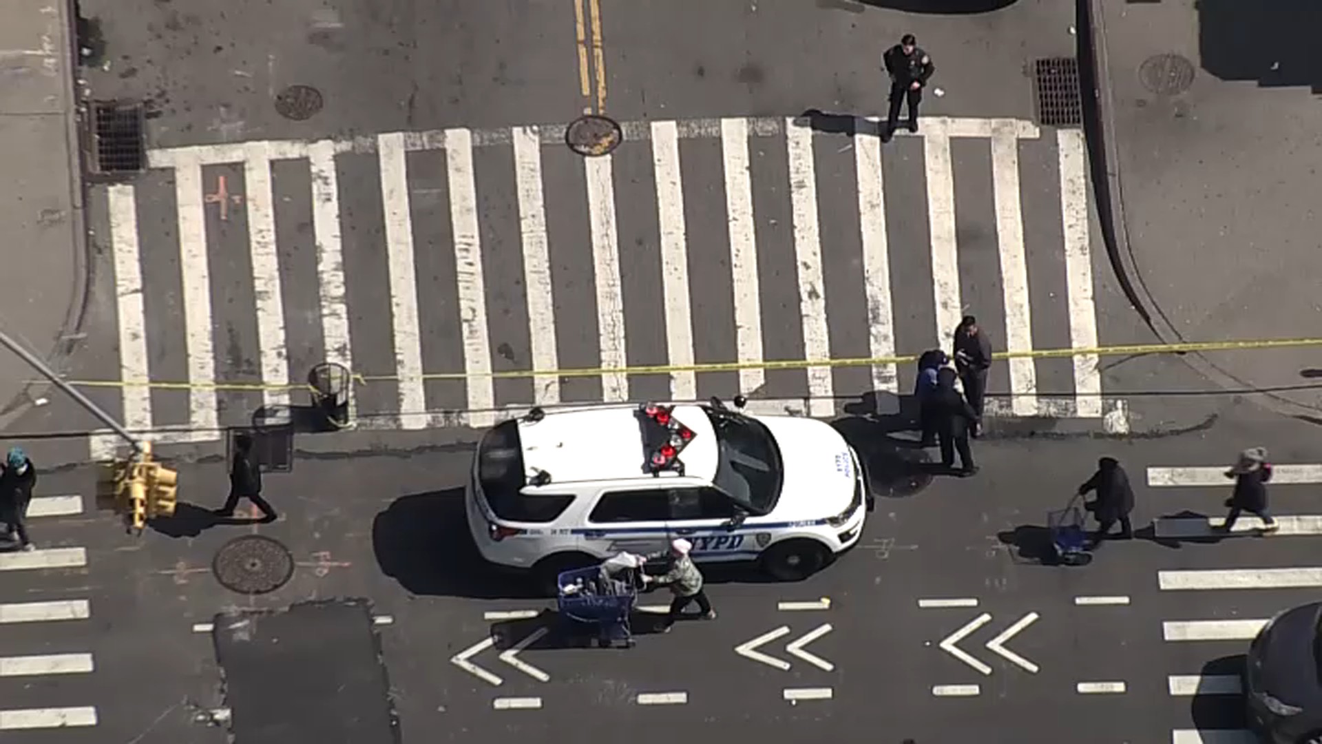 Man Fatally Shot Sitting in Car in Broad Daylight: Police