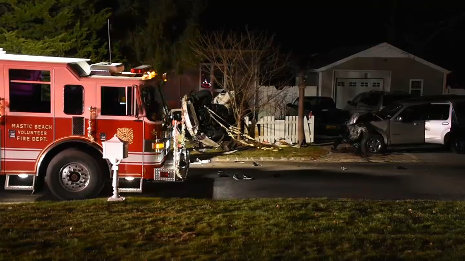 Crash Kills Husband, Wife; Other Driver Leaves Scene: Police