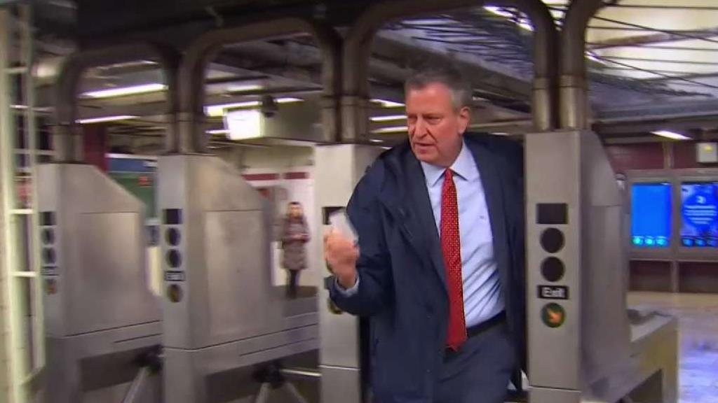 Mayor Rides the Subway to Promote Congestion Pricing