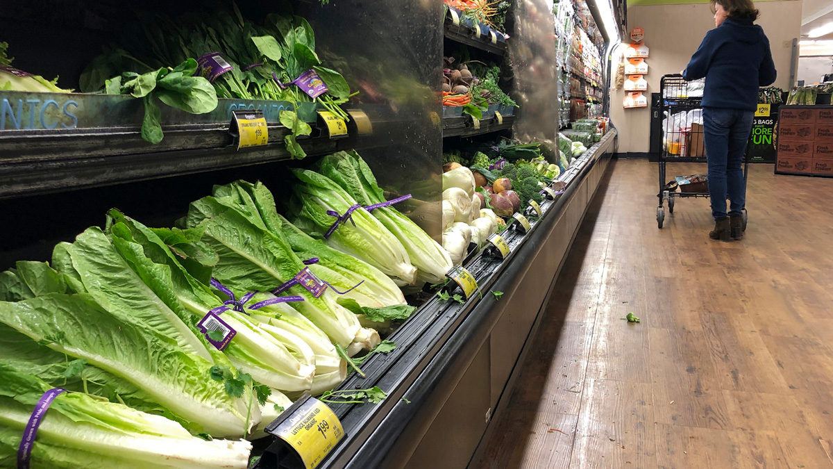 Happening Today: Paul Manafort, Border, Romaine, Ryan Adams