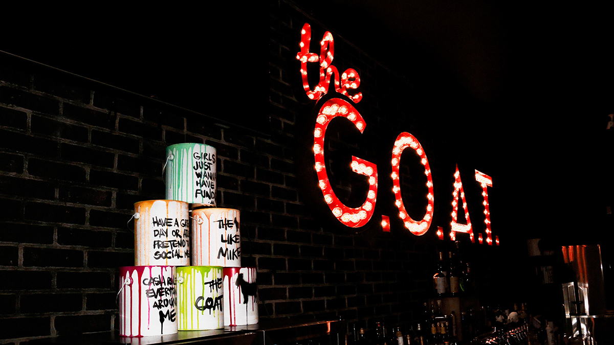 Bar Provides Drinks With Lids After Alleged Drugging Stories