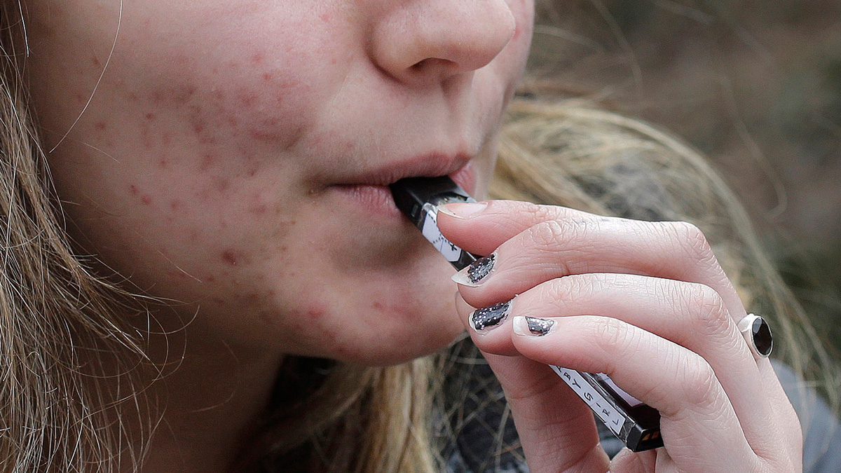 NJ Could Be 1st State to Ban All Electronic Smoking Products