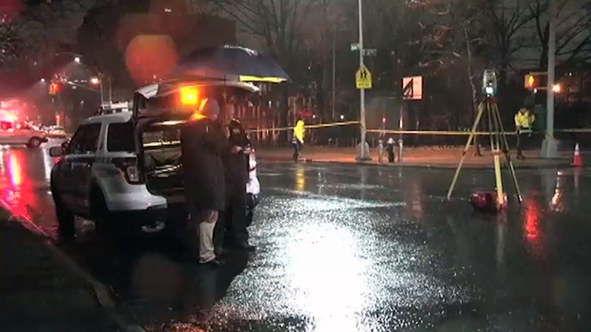 Woman Struck by 2 Minivans in Queens: NYPD